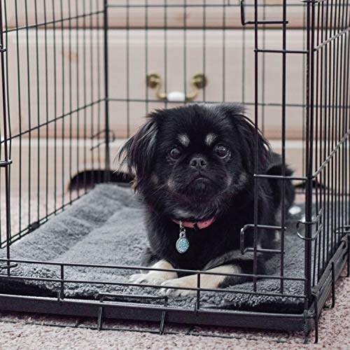 K&H PET PRODUCTS Self-Warming Cat Bed Pad, Self Heating Pad for Outdoor Cat Houses, Warming Mat for Indoor Pet Beds & Furniture, Reversible Blanket