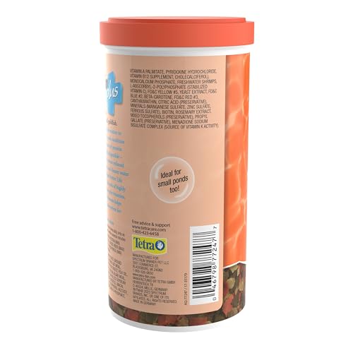 TetraFin Plus Goldfish Flakes 7.06 Ounces, Balanced Diet, With Algae To Promote Health
