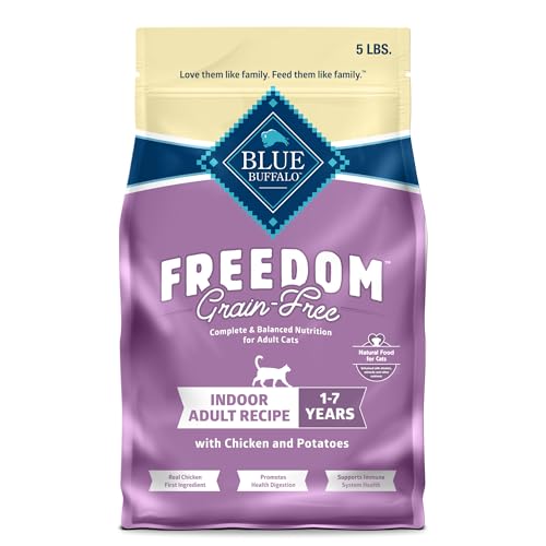 Blue Buffalo Freedom Grain-Free Adult Dry Cat Food, Complete & Balanced Nutrition for Indoor Cats, Made with Natural Ingredients, Chicken Recipe, 5-lb. Bag