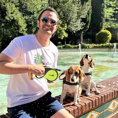 Retractable Dog Leash with Light, 16.4 ft Retractable Pet Leash with Anti-Slip Soft Grip, 360° Tangle-Free, One-Button Control, Reflective Leashes